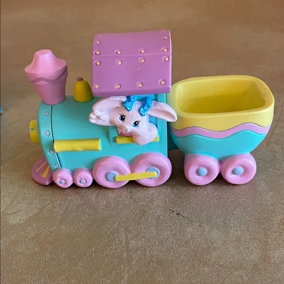 1993 Hallmark Easter Bunny Train - Pink and Blue - Picture 3 of 11